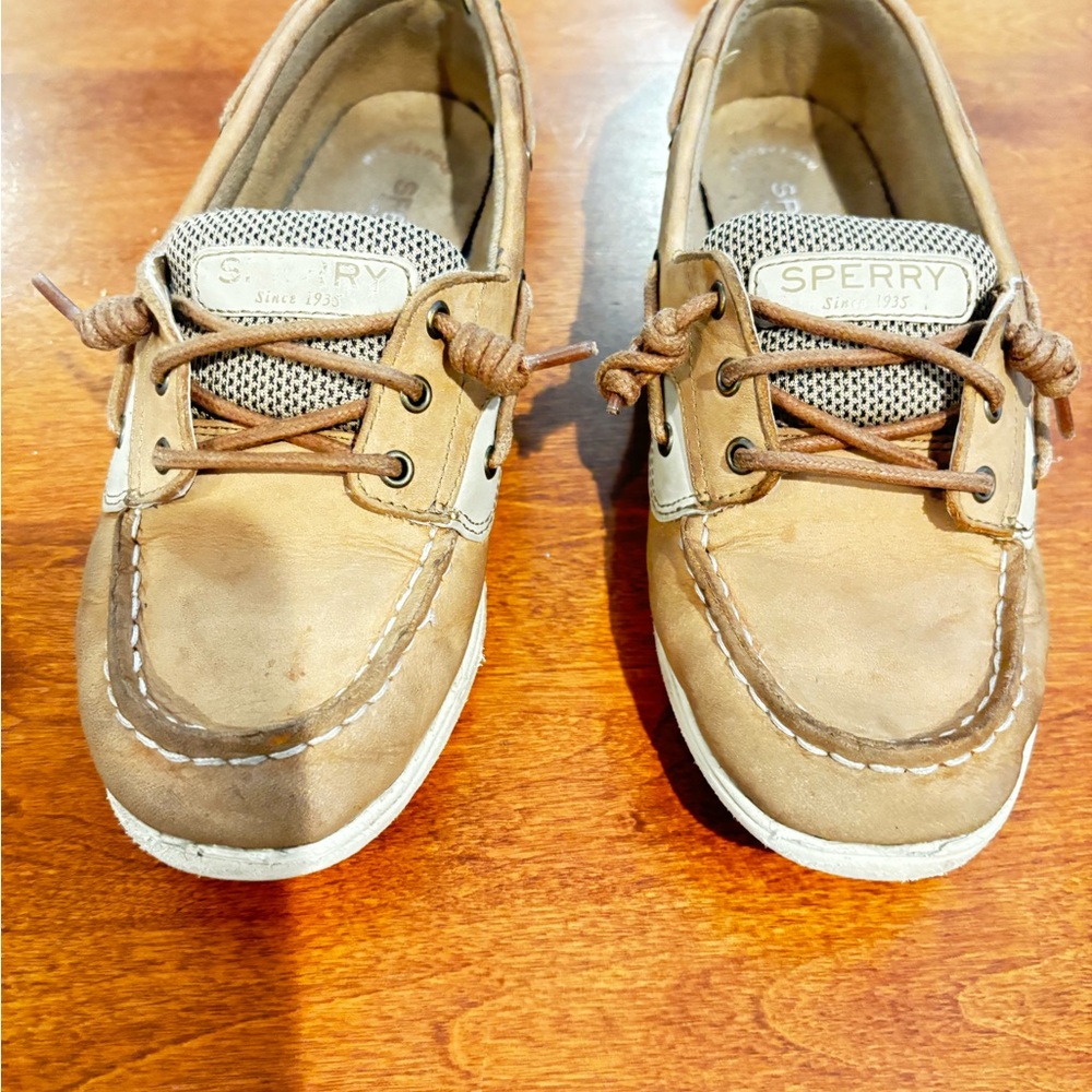 Sperry Tan Shoes